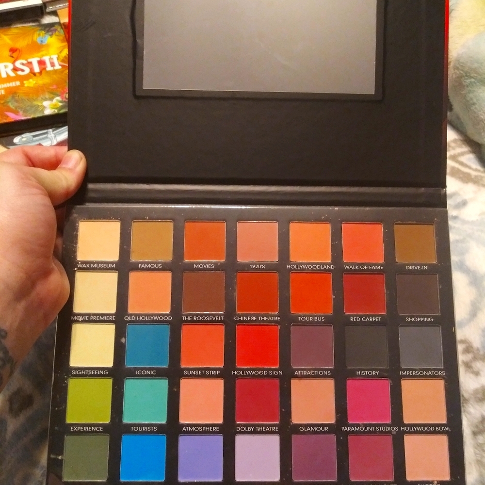 Hollywood makeup pallet